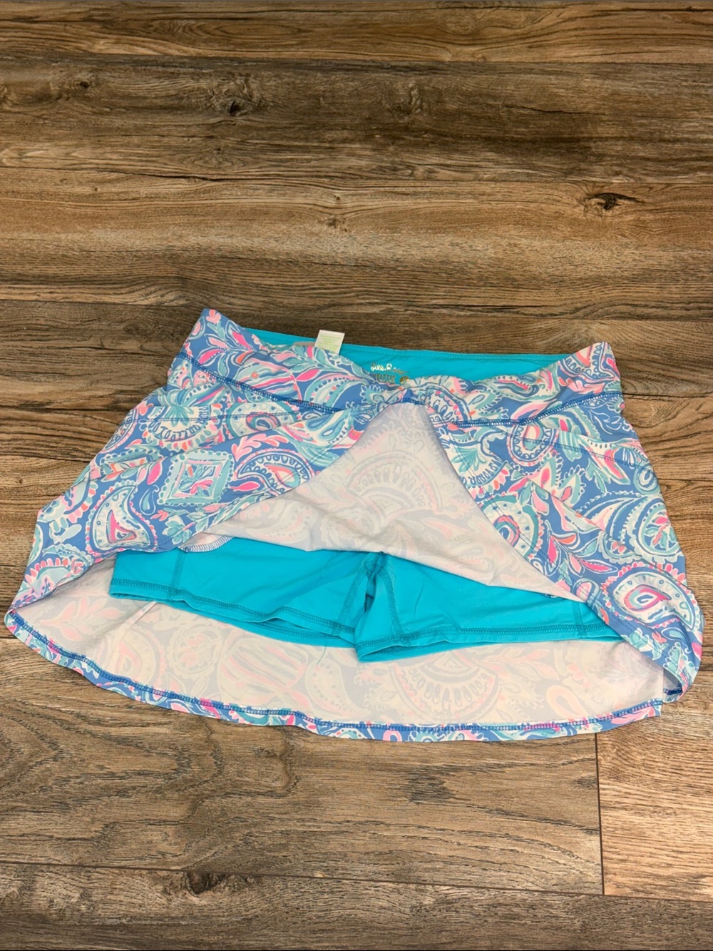 Lilly Pulitzer Luxletic Blue Pink Paisley Skort - Picture 3 of 4